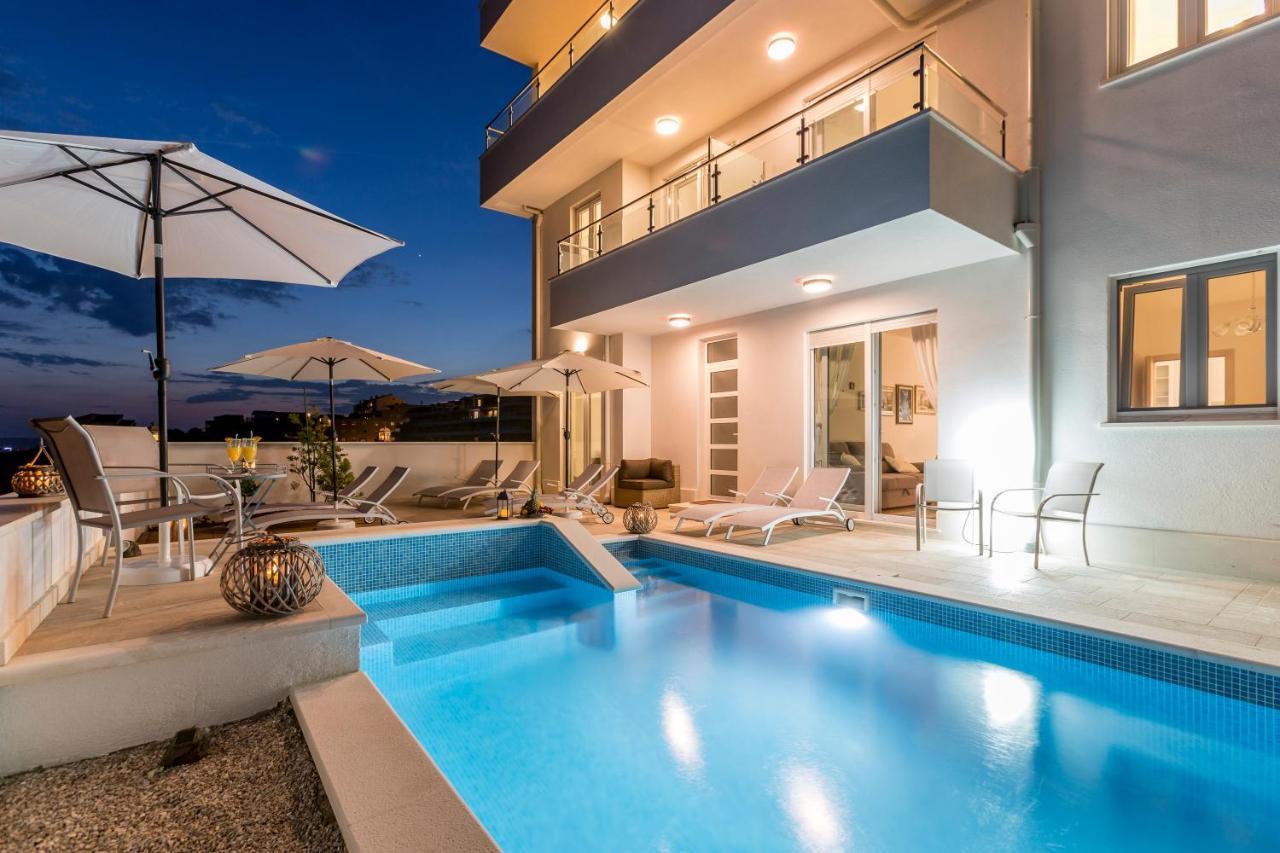 Luxury Villa Bello Horizonte With Swimming Pool スプリト エクステリア 写真