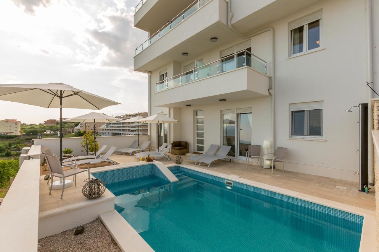 Luxury Villa Bello Horizonte With Swimming Pool スプリト エクステリア 写真